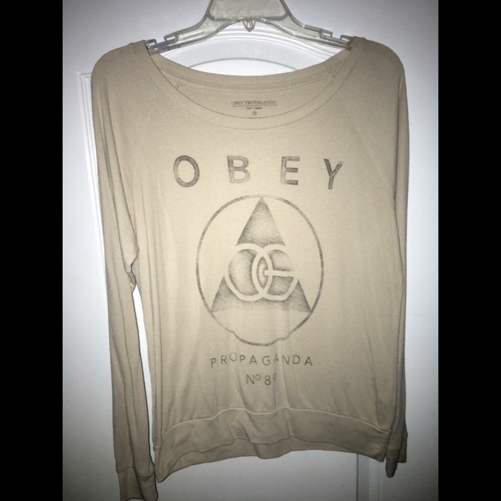 Obey brand size medium